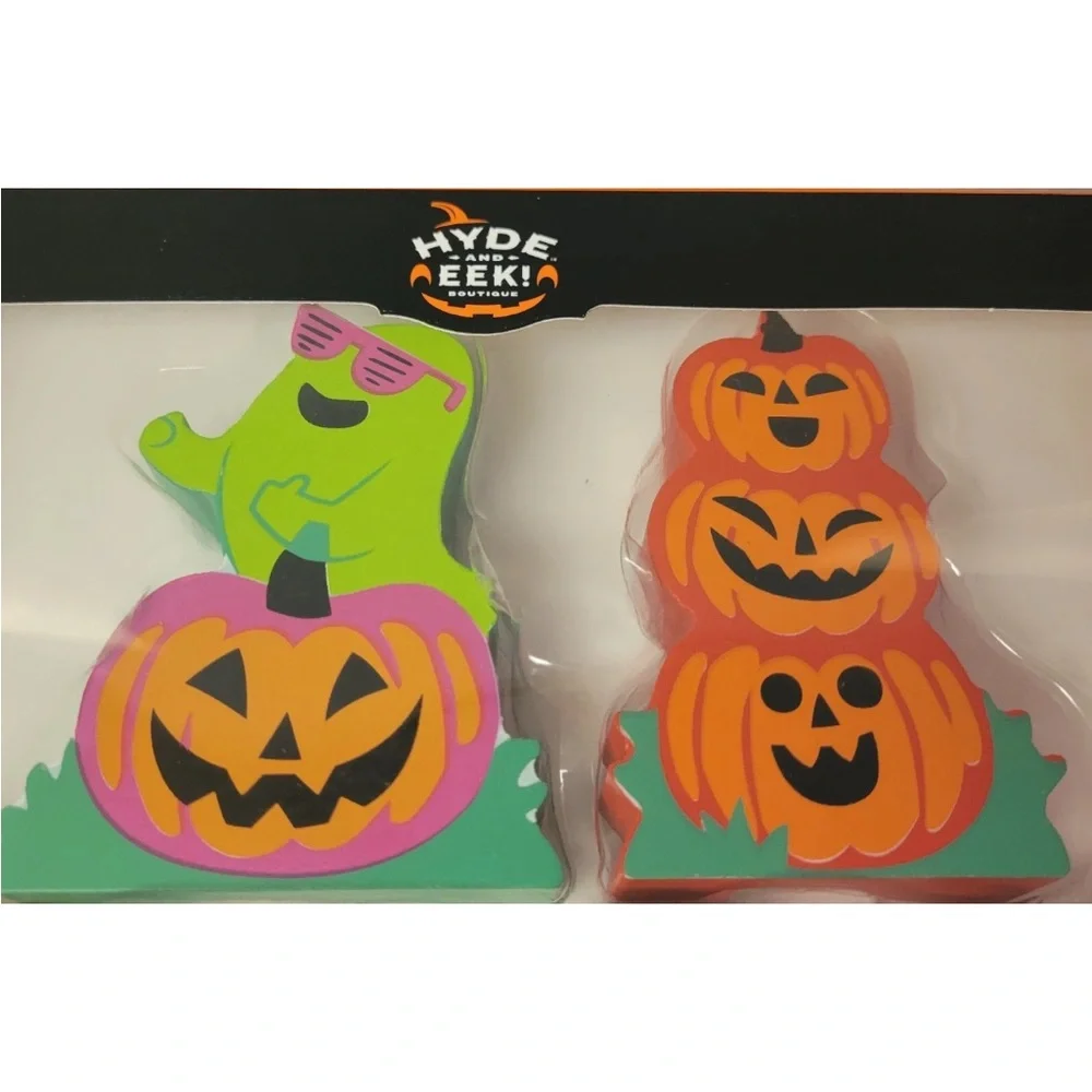 2024 Hyde & Eek Flat 5 Pc Mini Mantle Wood Decor Halloween Tabletop Pumpkin Neon